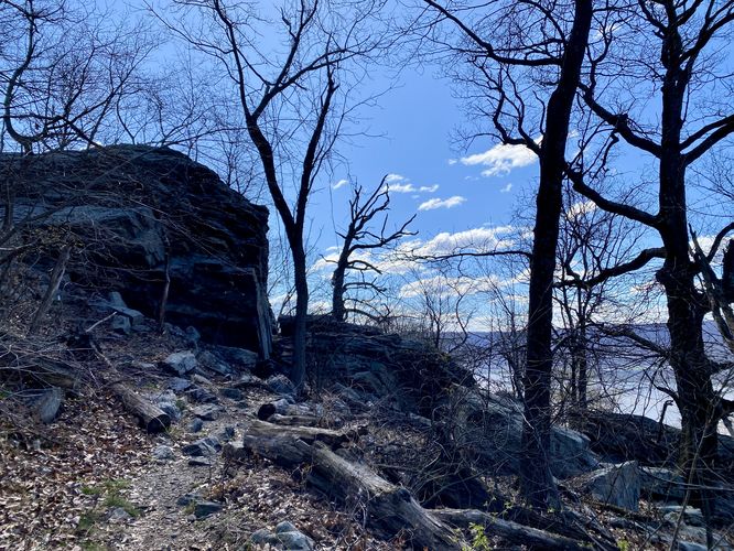 Rocky outcropping near the west end of Peters Mountain