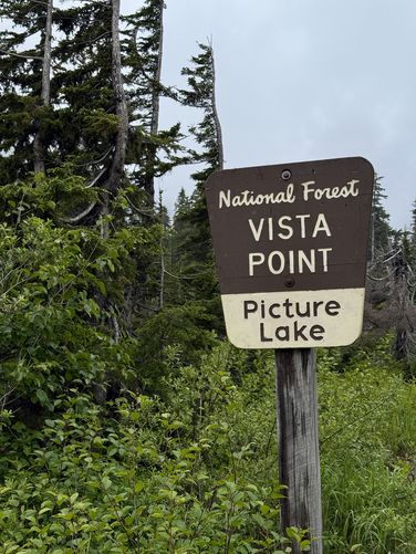 Picture Lake vista point sign