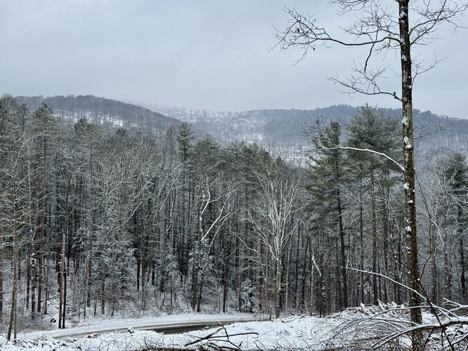 Views begin to open up with Ansonia Knob located across the gorge