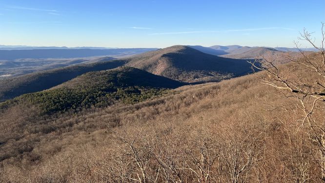 Default image for Pinnacle Shelter Hike, a 17.9-mile trail in Wardensville, WV (US)
