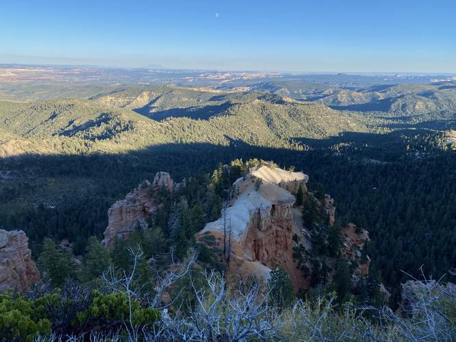 View eastward from Piracy Point at Bryce Canyon National Park