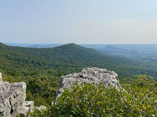 Default image for Pulpit Rock and The Pinnacle via AT, a 8.4-mile trail in Hamburg, PA (US)