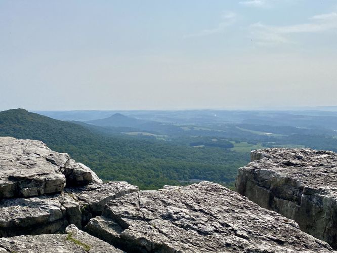Rocky ledge view at Pulpit Rock