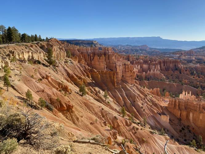 Stunning view of Bryce Canyon from the Rim Trail