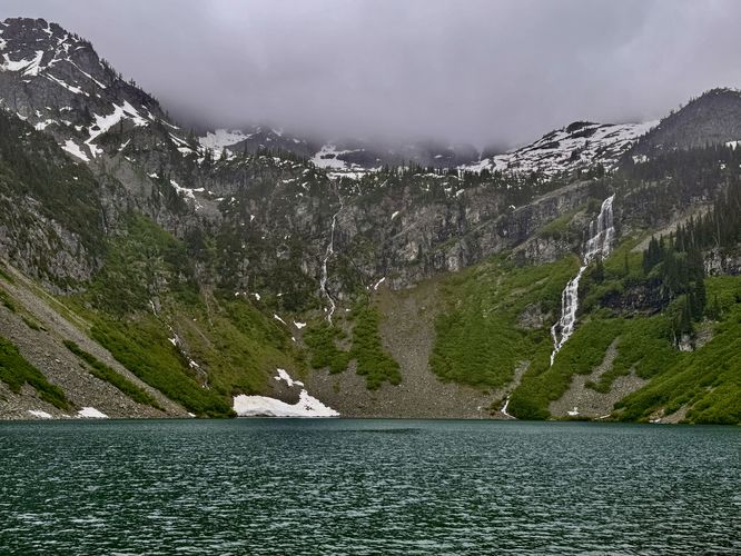 1,100-foot tall waterfalls pour into Rainy Lake