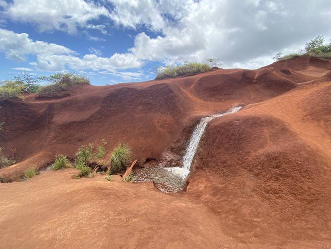 Red Dirt Falls, approx. 4-feet tall