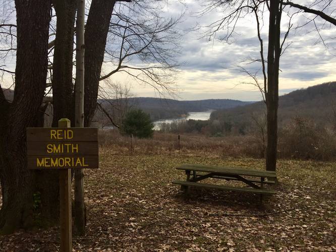 Reid Smith Memorial Lookout Trail