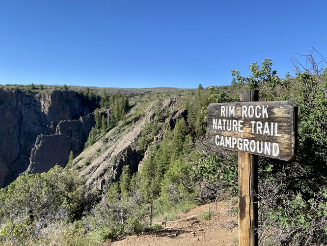 Rim Rock Nature Trail campground sign