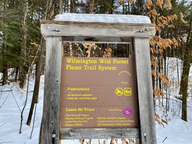 Flume Trail System - Wilmington Wild Forest trailhead