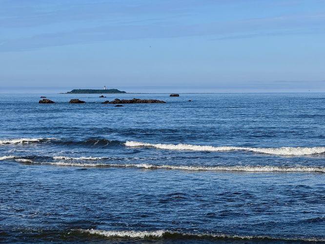 View of Destruction Island and its lighthouse from Ruby Beach
