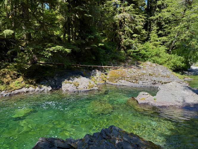 More beautiful views of the Salmon Cascades turquoise pool