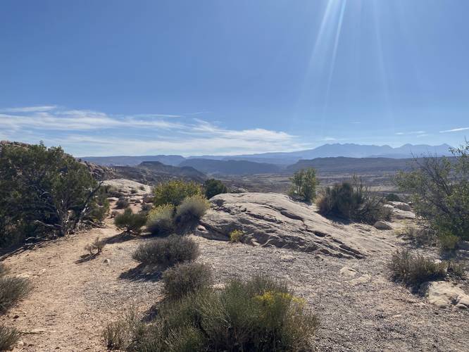 Salt Valley Overlook trailhead
