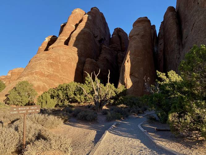 Junction to Sand Dune Arch