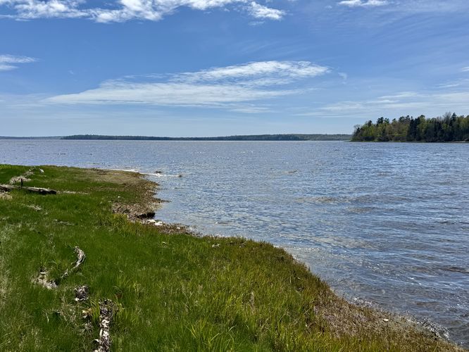  Bay views of the Penobscot River