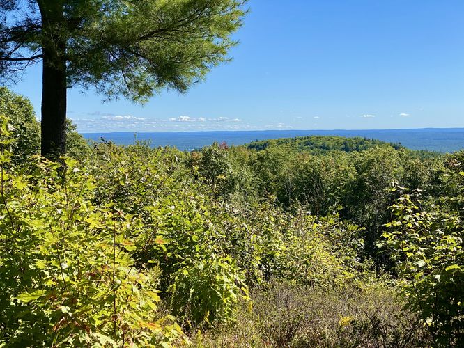 Wide view from the overlook on Sawyer Mountain