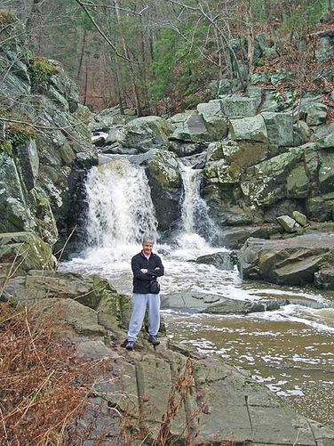 Picture 8 of Scotts Run Nature Preserve Hike 011405