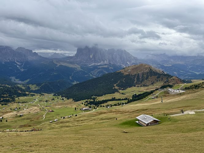 Picture 23 of Seceda Ridge Trail