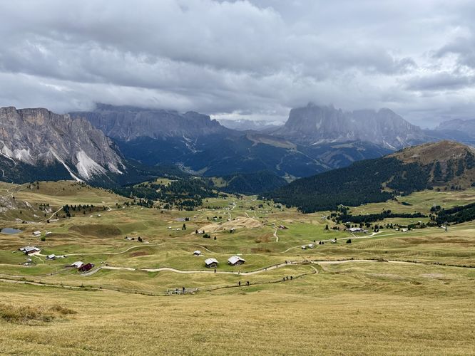 Picture 27 of Seceda Ridge Trail