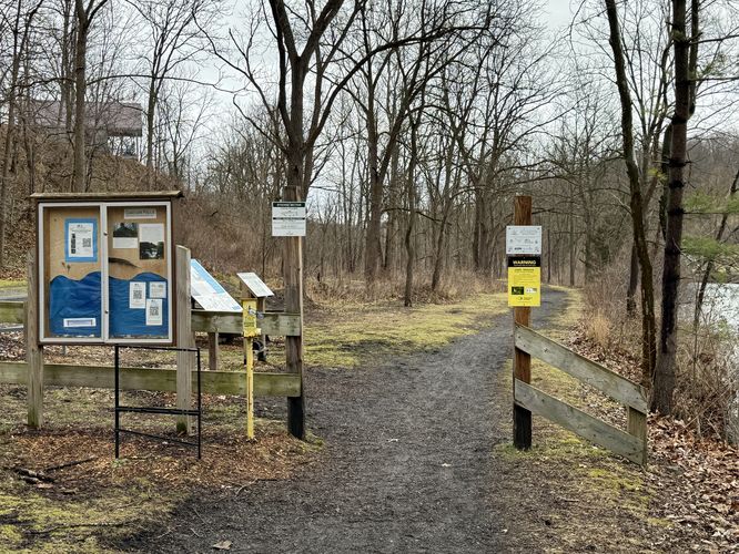 Trailhead along Keuka Outlet Trail leads to Cascade Falls
