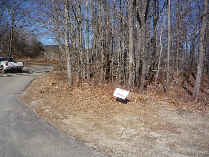 Small Trail parking sign on Crotched Mountain Road