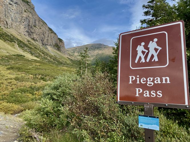 Piegan Pass sign at Siyeh Bend