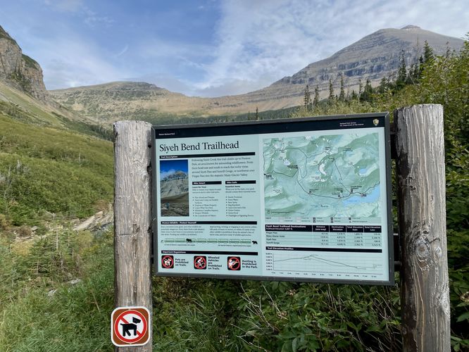 Siyeh Bend Trailhead sign