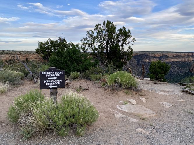 Balcony House Overlook at Soda Canyon (keep-right)