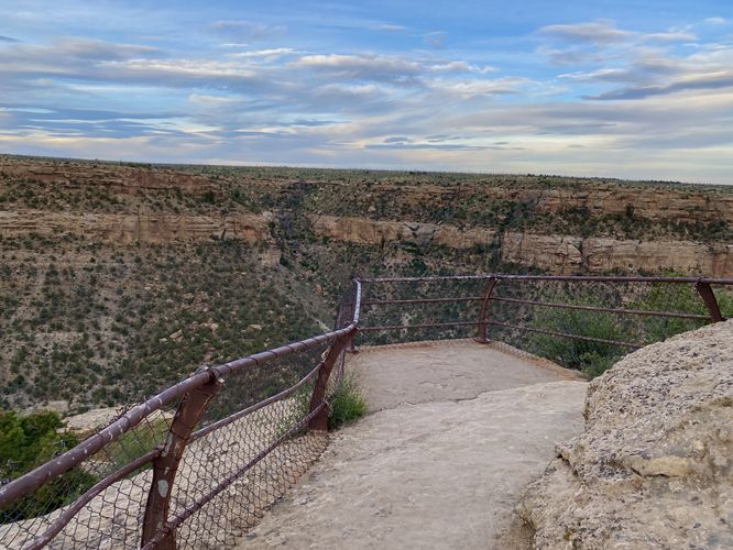 Trail leads to the 3rd overlook of Soda Canyon
