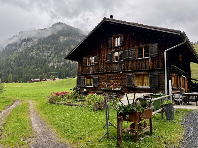 Charming home/chalet in the Lichenstein Alps of Steg