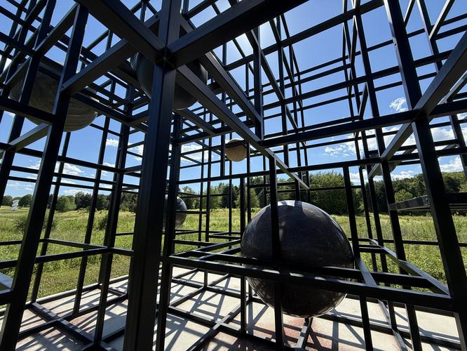 Picture 50 of Storm King Art Sculpture Loop