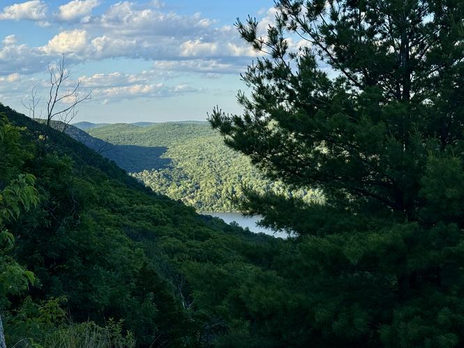 Picture 9 of Storm King Mountain Hike