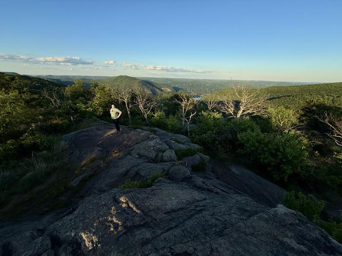 Picture 46 of Storm King Mountain Hike