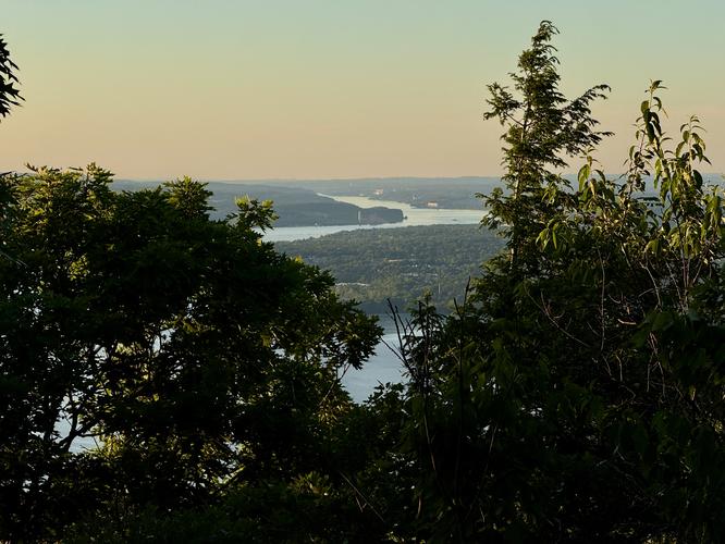 View / Overlook / Vista