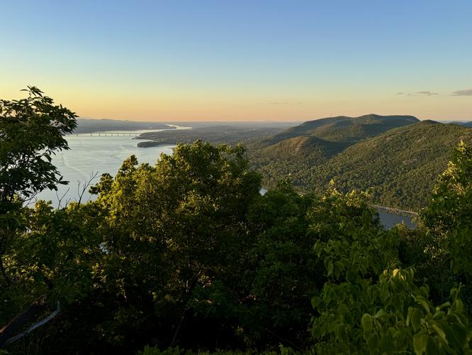 View / Overlook / Vista