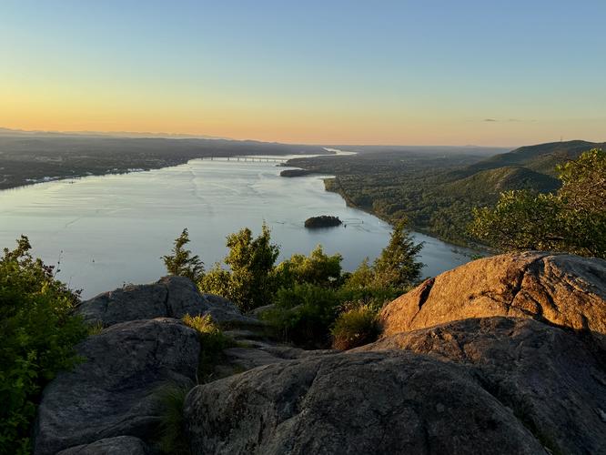 Picture 64 of Storm King Mountain Hike