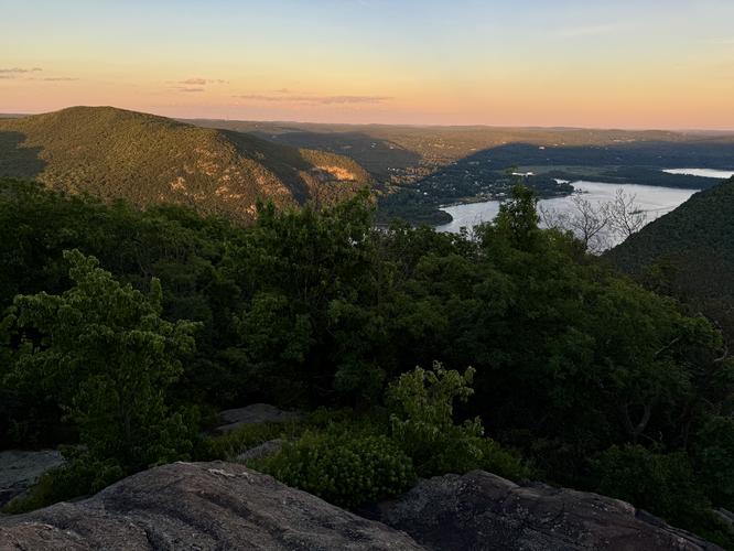 View / Overlook / Vista