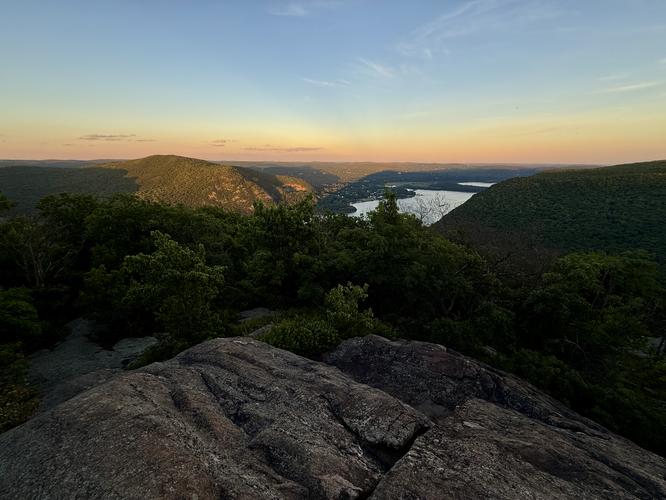 Picture 73 of Storm King Mountain Hike