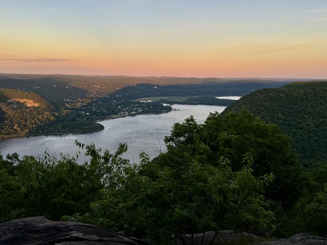 Picture 75 of Storm King Mountain Hike