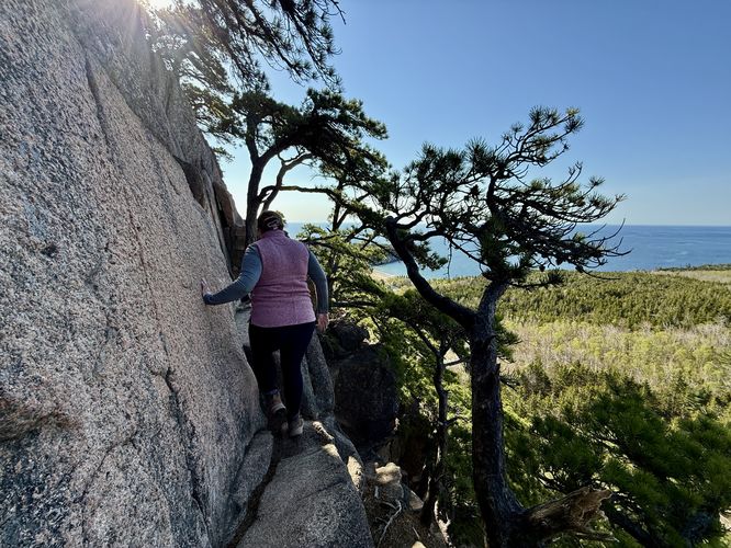 Steep and skinny cliffs along The Beehive