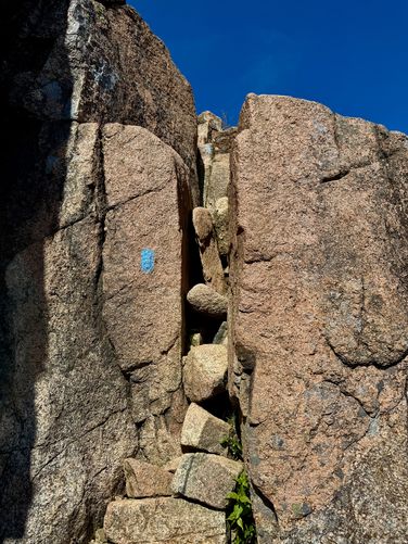 Short rock scramble