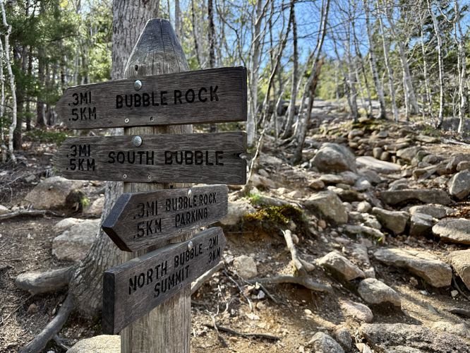 Picture 35 of The Bubbles Loop Hike