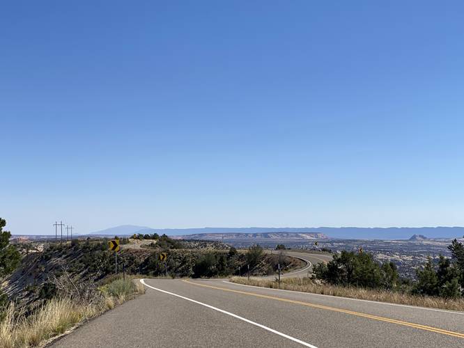 The Hogback Vista (road view)