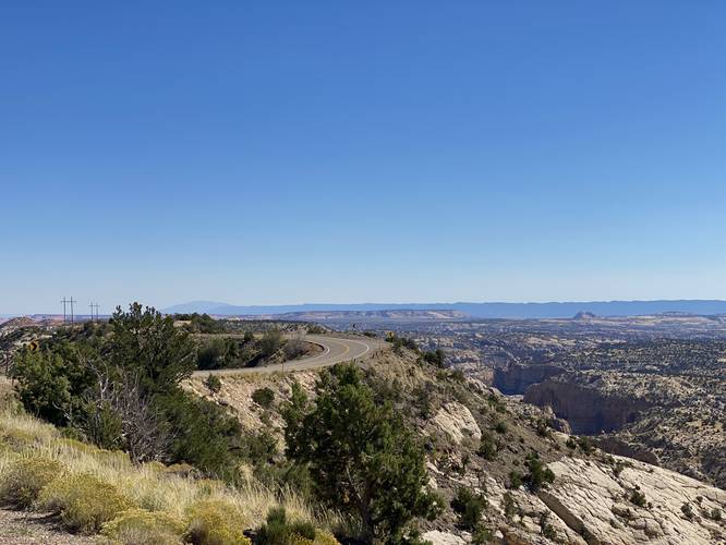 The Hogback Vista (road view)