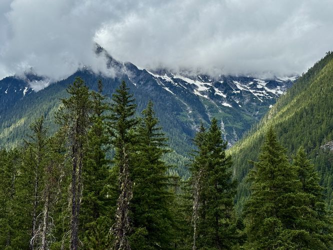 View of alpine peaks that surround the Colonial Glacier