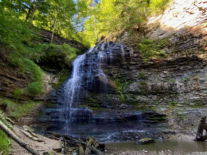 Default image for Tiffany Falls Trail, a 0.5-mile trail in Hamilton, ON (CA)