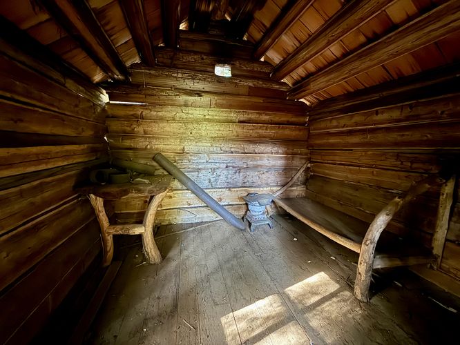 Inside the Eclaine Longmire cabin (circa 1888)