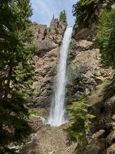Off-trail view of Treasure Falls