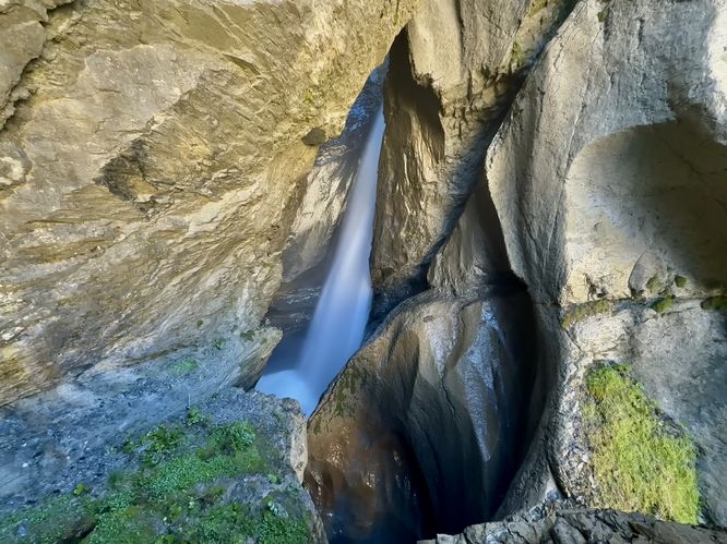 Picture 30 of Trummelbach Falls