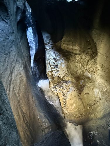 Last waterfall along the hike