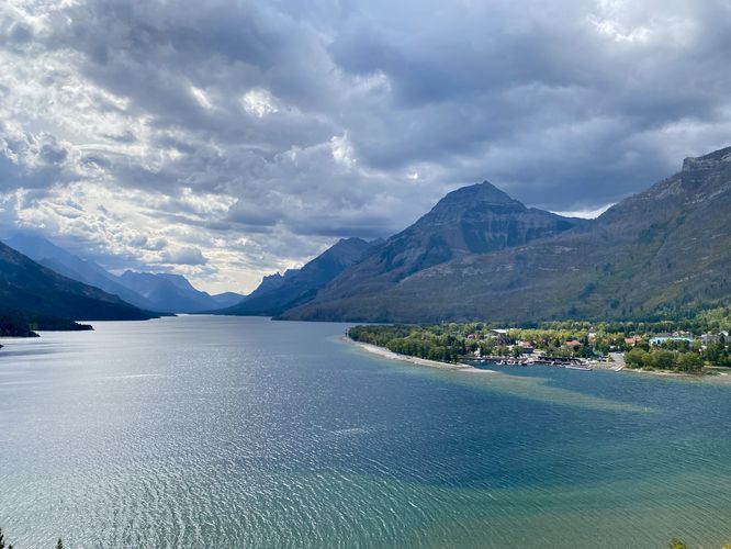 Picture 7 of Upper Waterton Lookout